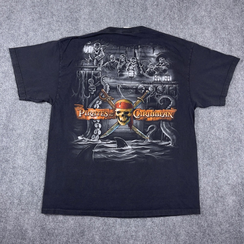 Vintage Disney Pirates of the Caribbean T-Shirt Mens XL Black Kraken Skull